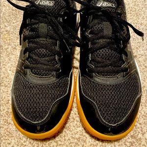ASICS Gel Rocket women’s volleyball shoes size 9